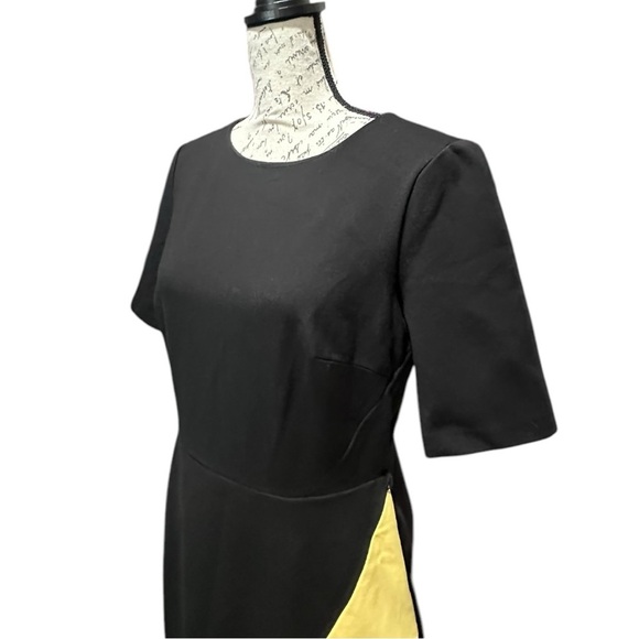 WHBM Color Block Short Sleeve Dress, Size 10 - Picture 2 of 6